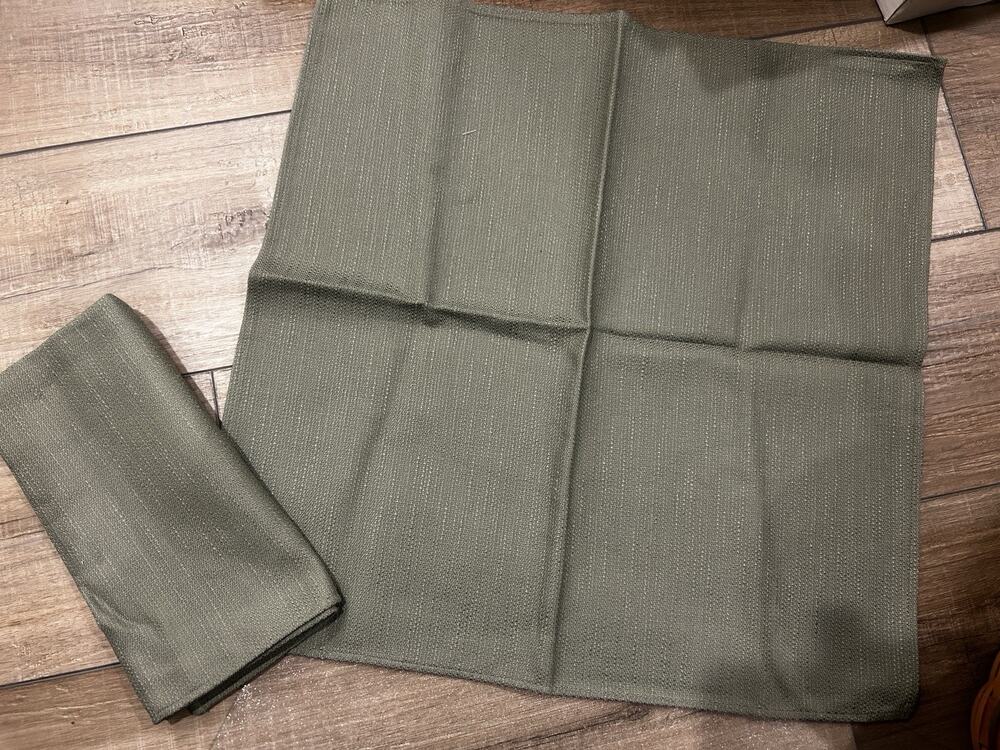 Longaberger Baskets Napkins Sage Green fabric squares Set of 2